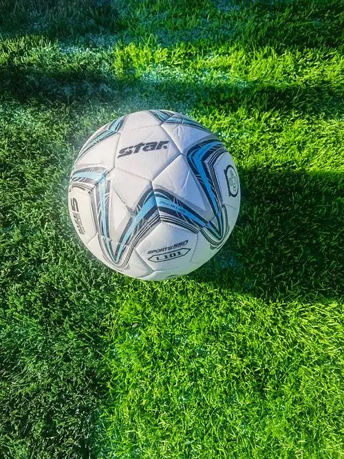 足球红单数据分析示意图